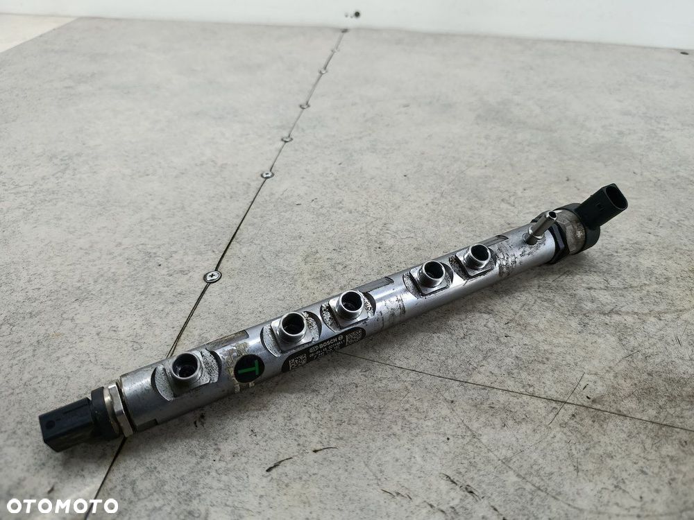 LISTWA WTRYSKOWA DIESEL BMW 1 E87 7809127 0445214182  BOSCH 2.0 D 118d - 4