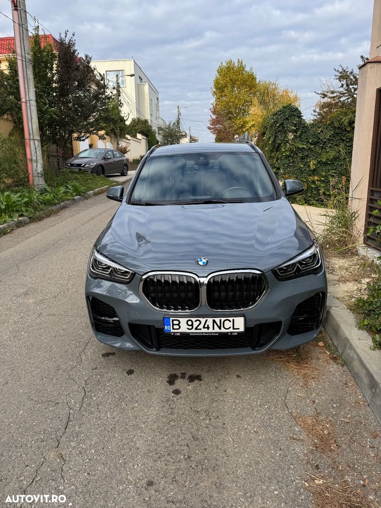 BMW X1 xDrive20i AT - 4