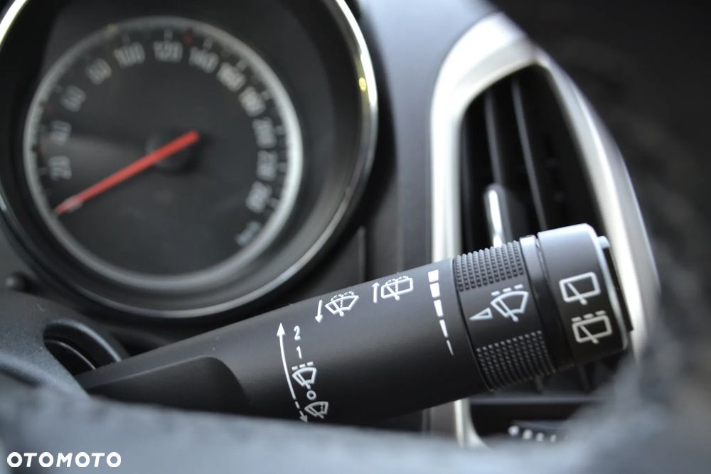 Opel Astra 1.4 Turbo - 21