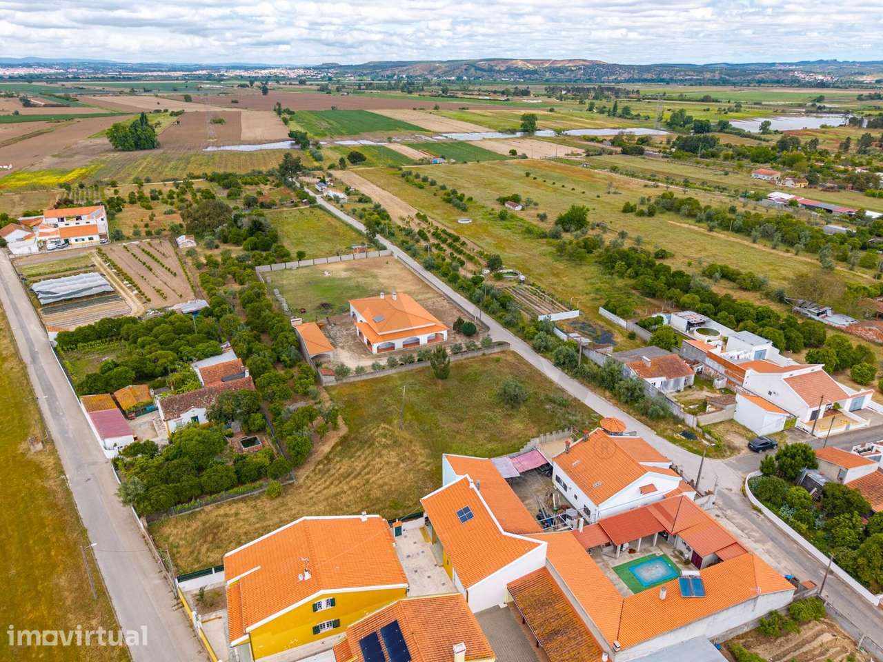 Terreno Carregueira, 755 m2, com 381 m2 de área  de construção - Grande imagem: 2/15