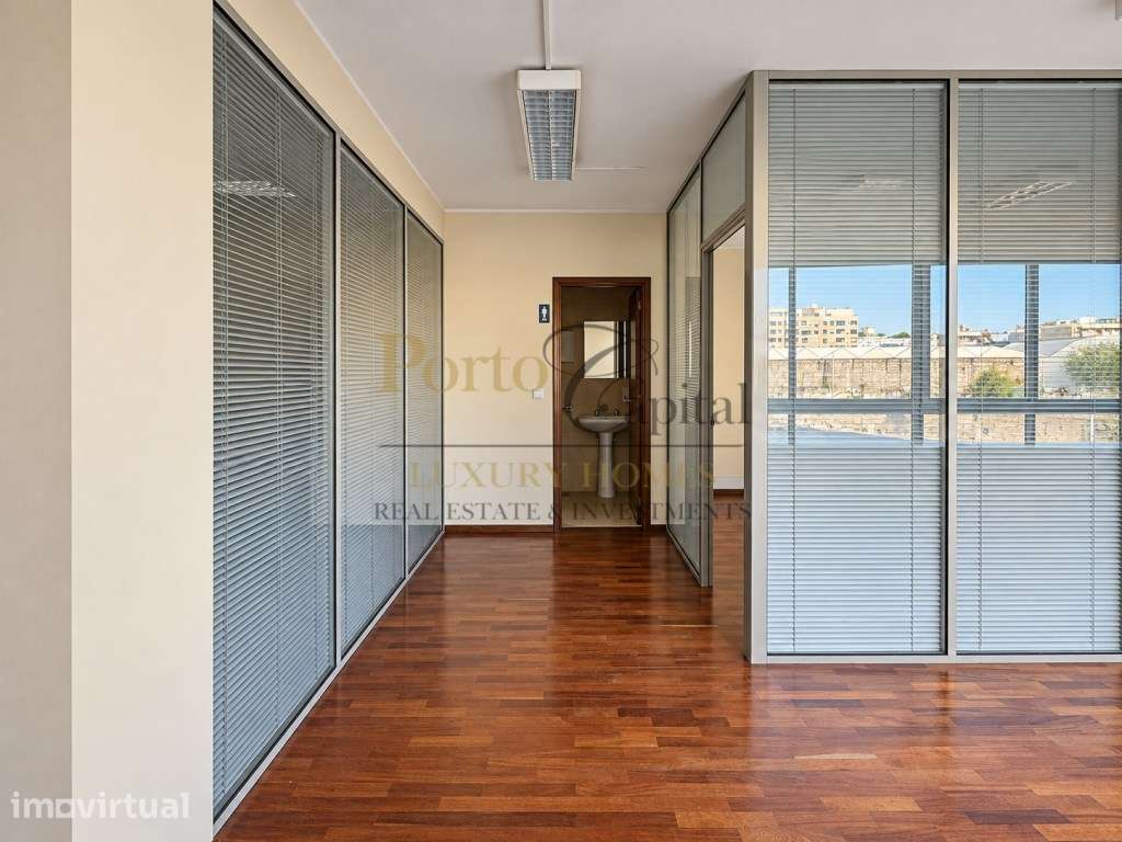 ESCRITÓRIO COM 71 M² PARA VENDA | ESTRADA DA CIRCUNVALAÇÃO - MATOSI... - Grande imagem: 2/26