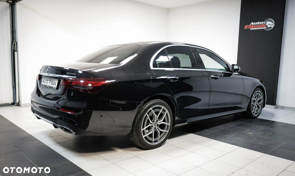 Mercedes-Benz Klasa E - 12