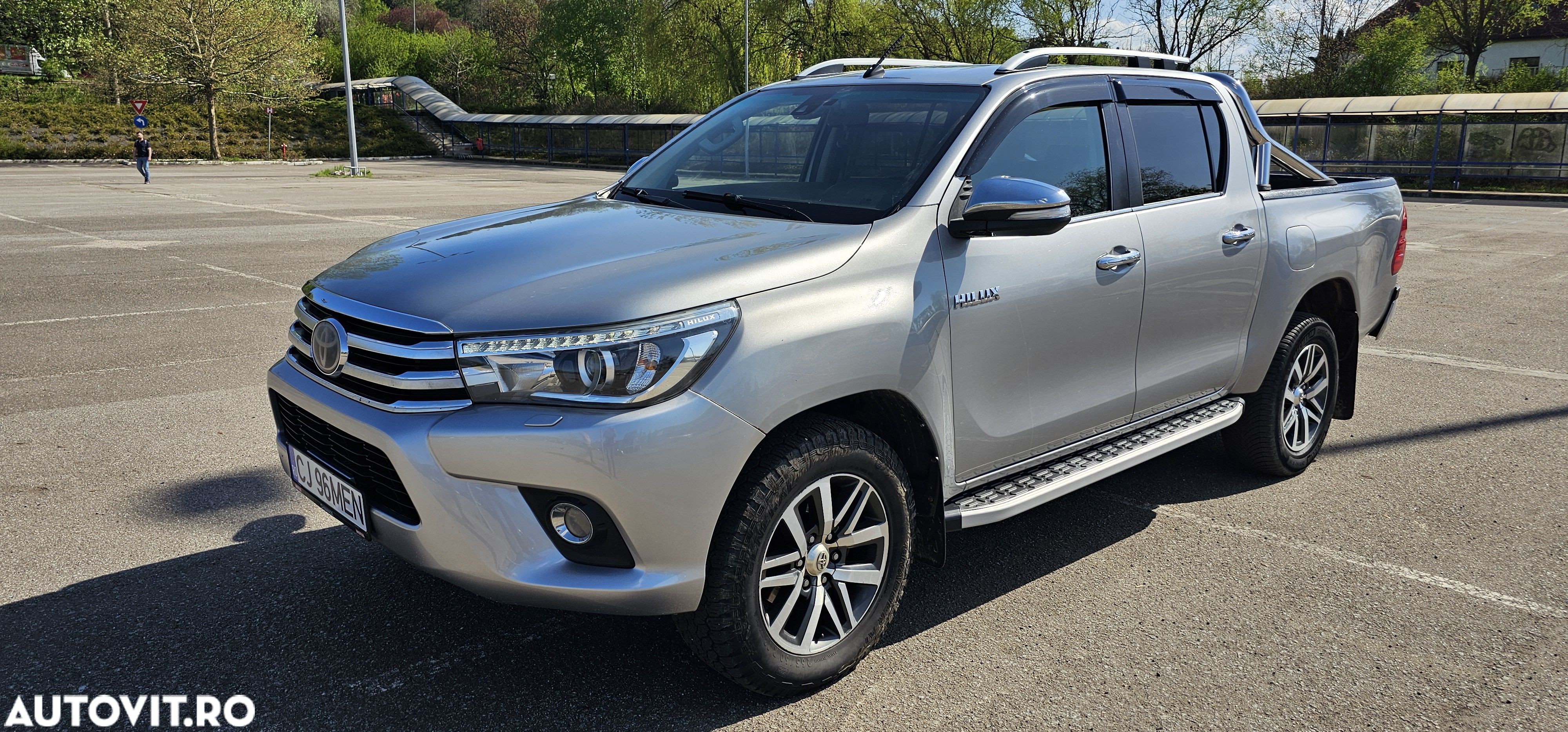 Toyota Hilux 4x4 Double Cab A/T cu Safety Sense Style - 1