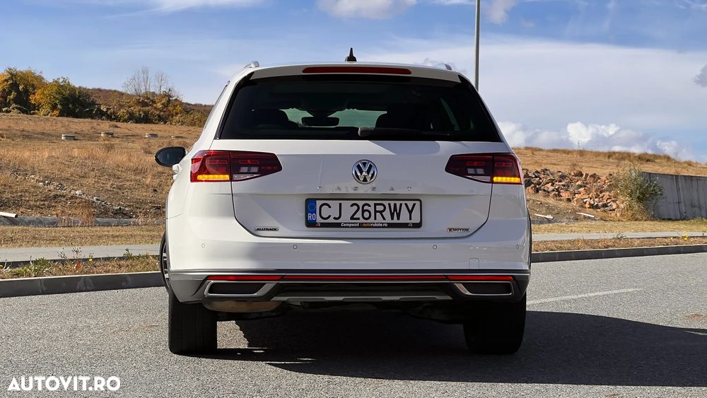 Volkswagen Passat Alltrack 2.0 TDI DSG 4Motion - 9