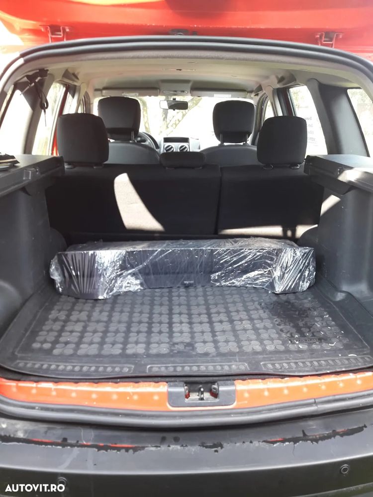 Dacia Duster 1.5 dCi 4x4 Laureate - 8