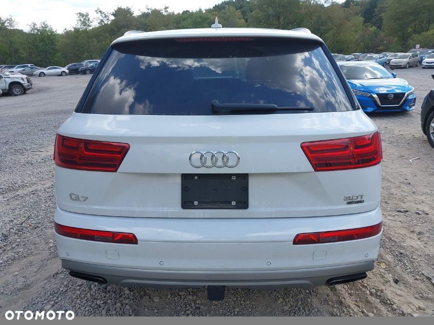Audi Q7 - 13