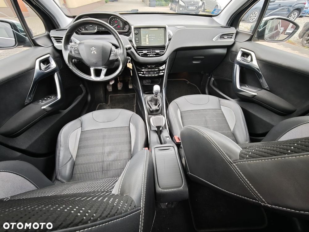 Peugeot 2008 BlueHDi FAP 120 STOP & START Allure - 25
