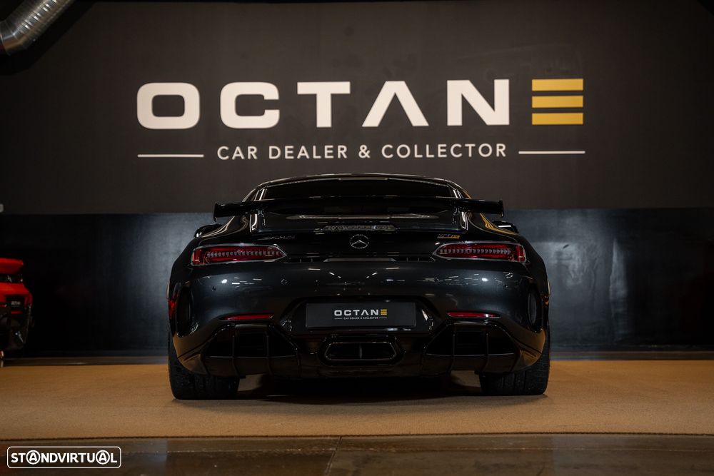 Mercedes-Benz AMG GT R - 3