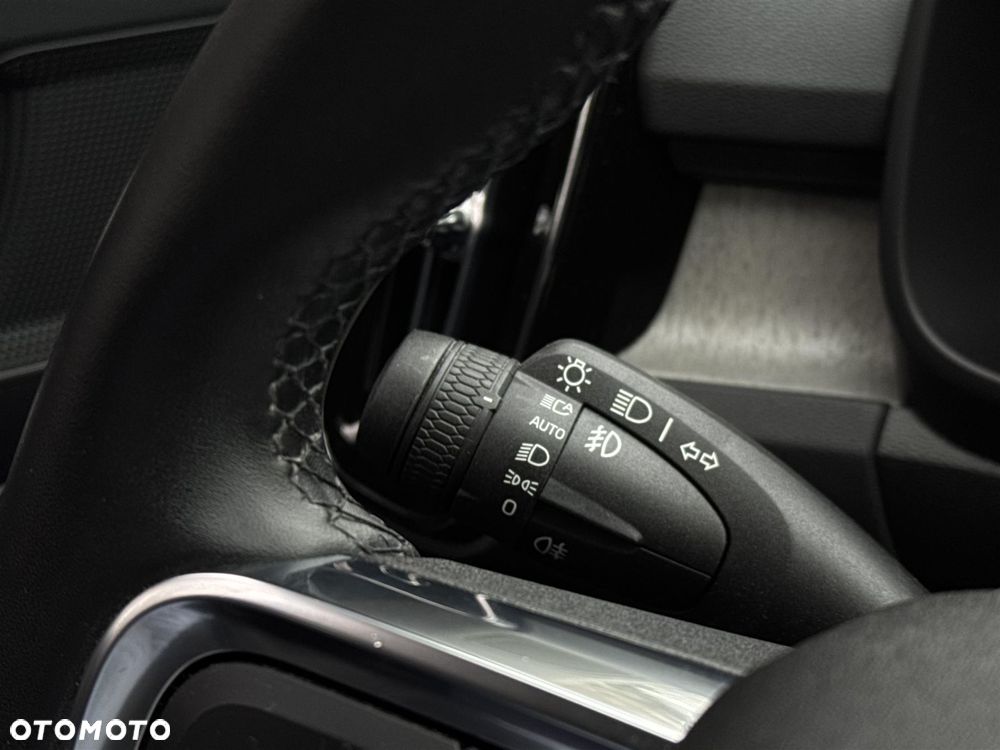 Volvo XC 40 - 11
