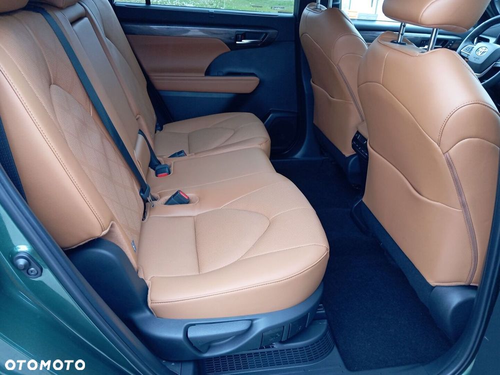 Toyota Highlander - 8