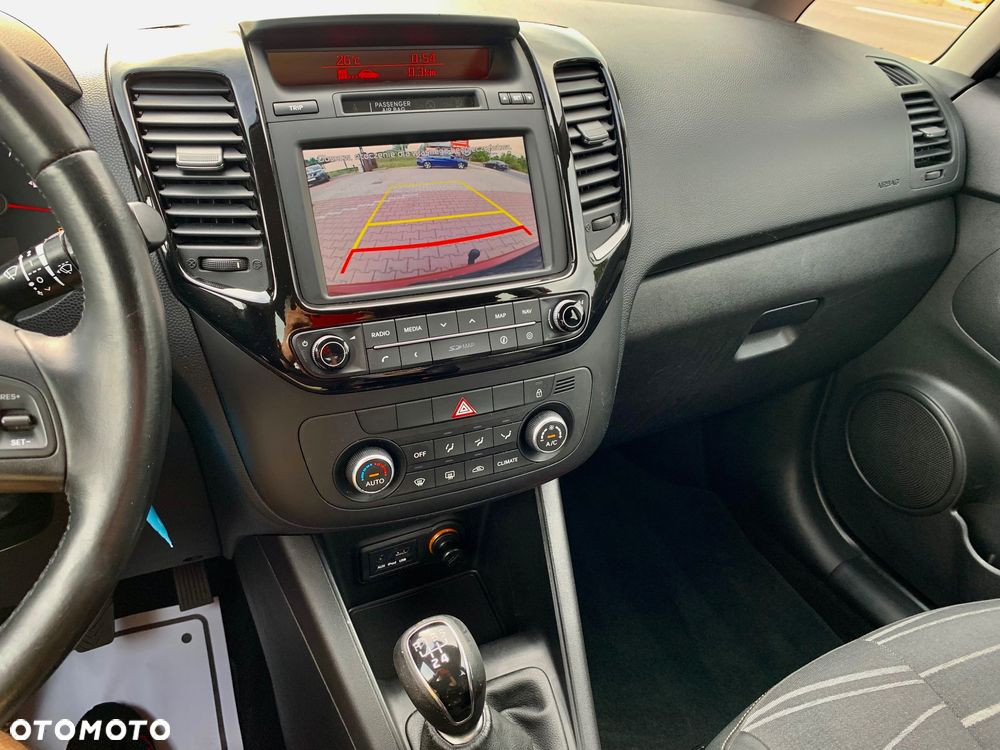 Kia Venga 1.4 CVVT UEFA EURO 2016 - 23