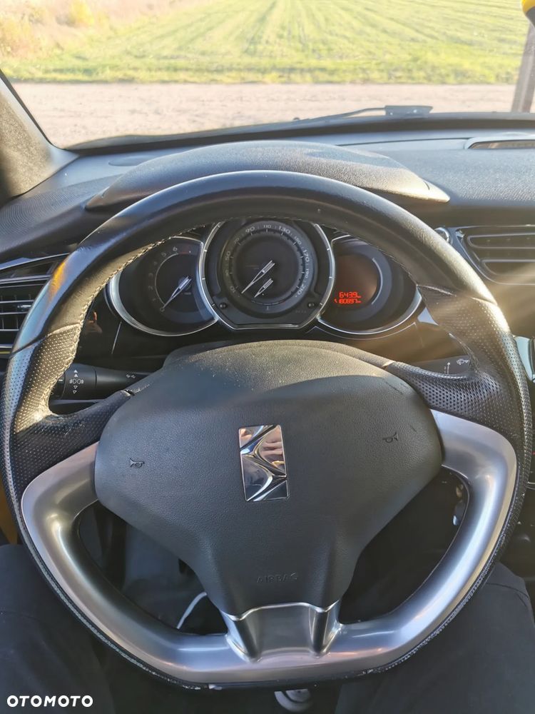Citroën DS3 1.6 VTi SoChic - 3