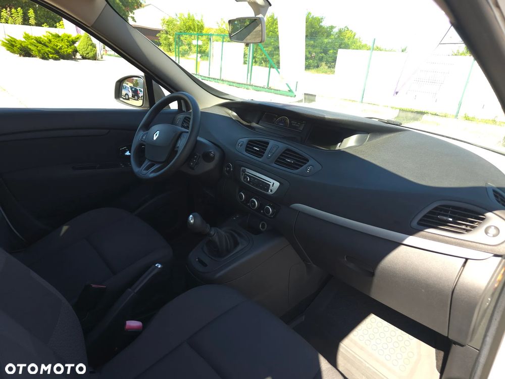 Renault Scenic 1.6 16V 110 TomTom Edition - 15
