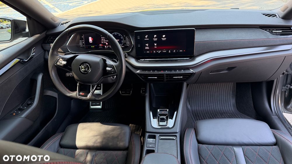 Skoda Octavia 2.0 TSI RS DSG - 18