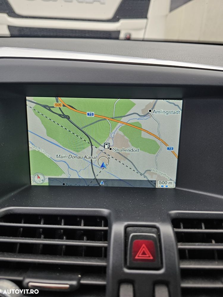 Volvo XC 60 D4 Geartronic Summum - 19