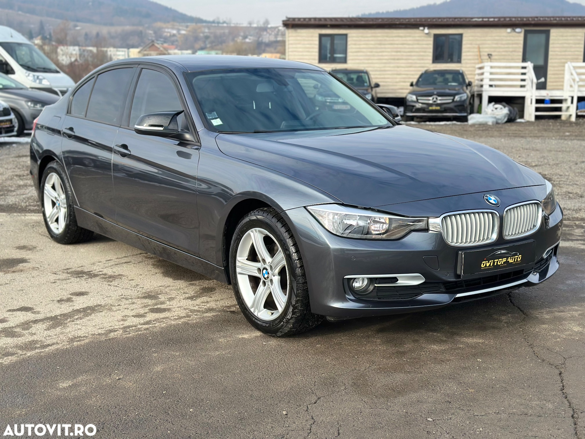 BMW Seria 3 318d - 3