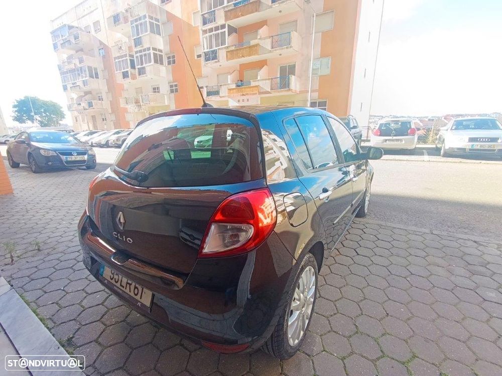 Renault Clio 1.2 16V Dynamique S - 6