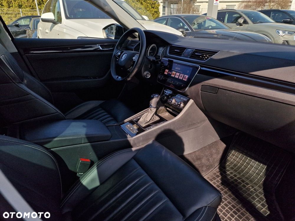 Skoda Superb 2.0 TDI SCR 4x4 L&K DSG - 16