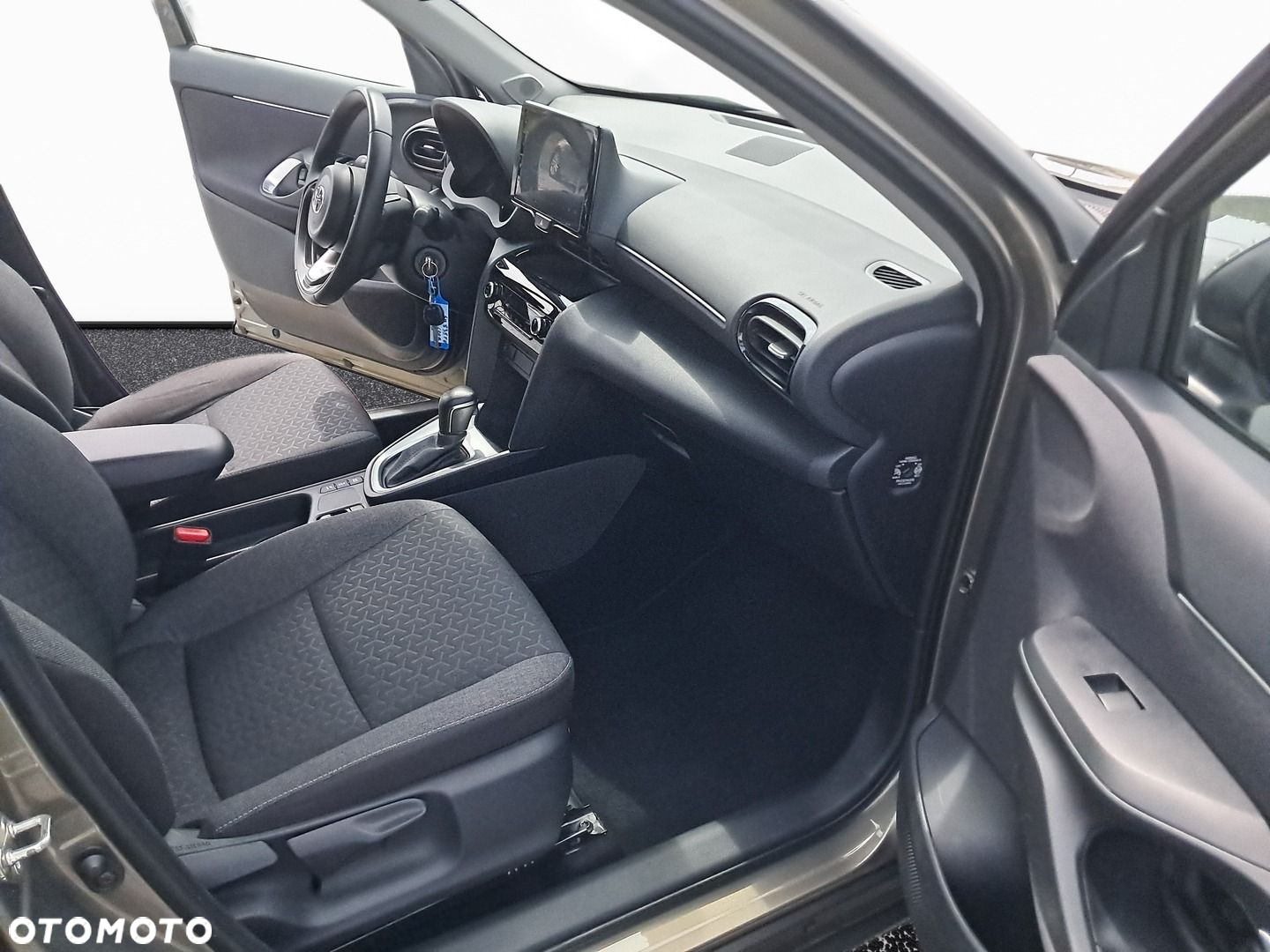 Toyota Yaris Cross - 24