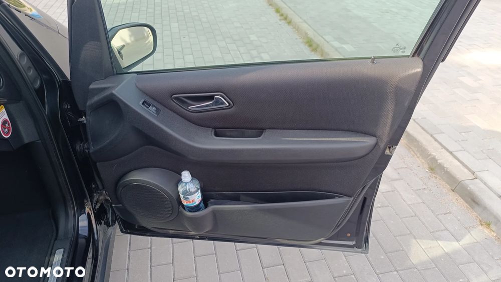 Mercedes-Benz Klasa A 180 CDI Elegance Edition 10 - 12