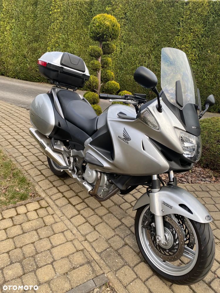 Honda NT - 1
