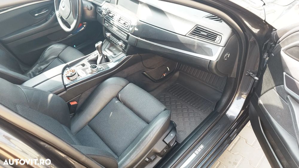 BMW Seria 5 520d Efficient Dynamics Edition - 11