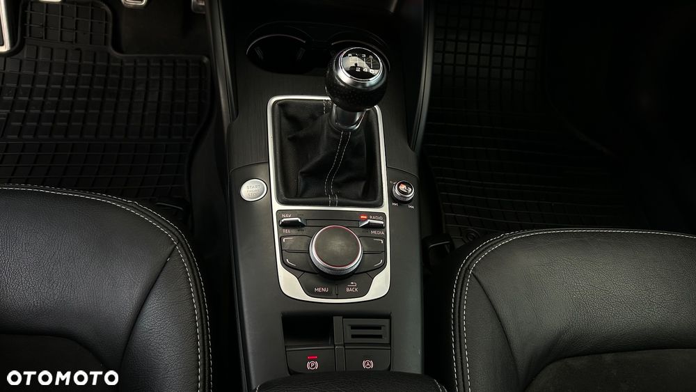 Audi A3 Sportback 1.6 TDI (clean diesel) S line Sportpaket - 39