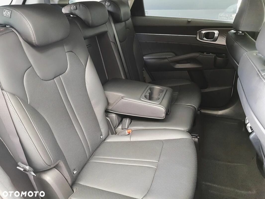 Kia Sorento 2.2 CRDi XL 4WD DCT 7os - 22