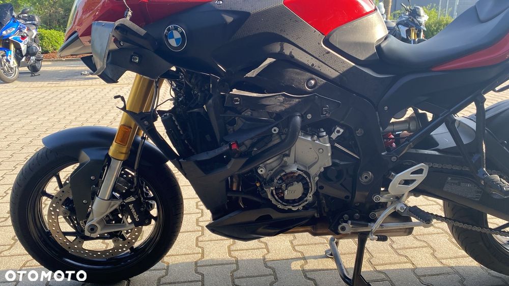 BMW XR - 8