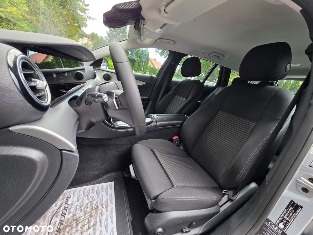 Mercedes-Benz Klasa E 220 d 9G-TRONIC Avantgarde - 20