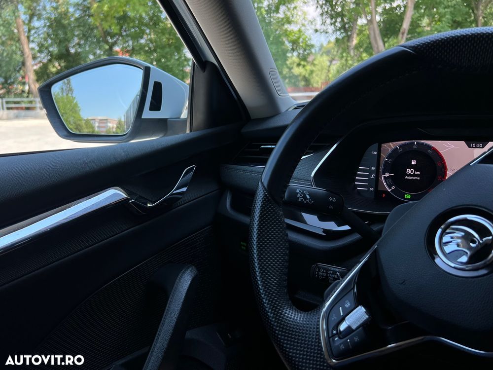 Skoda Octavia 2.0 TDI DSG Exclusive Plus - 32