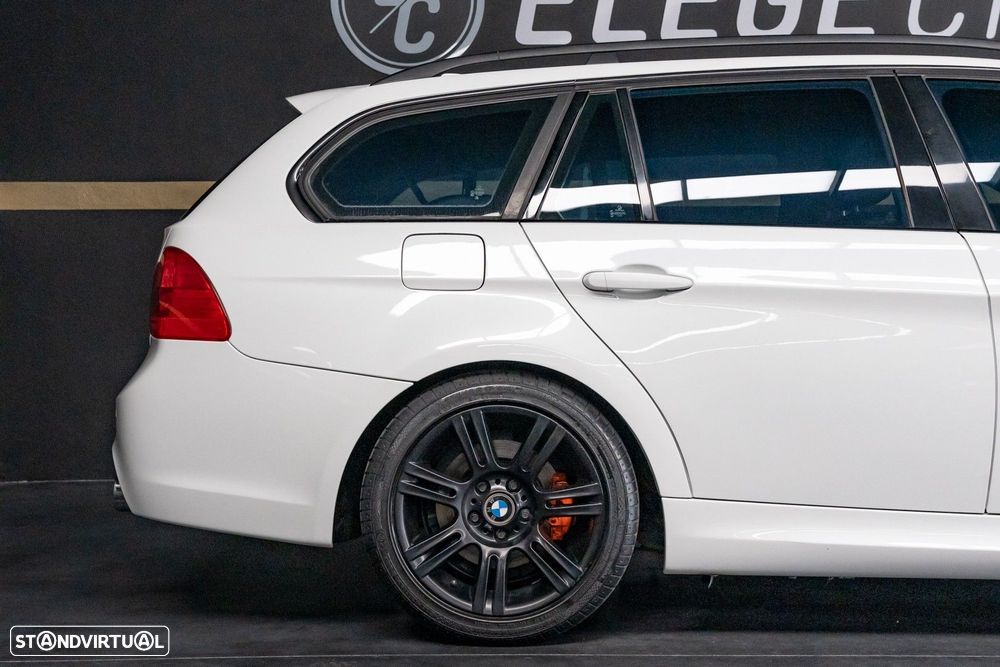 BMW 320 d DPF Touring Aut. Edition Fleet Sport - 6