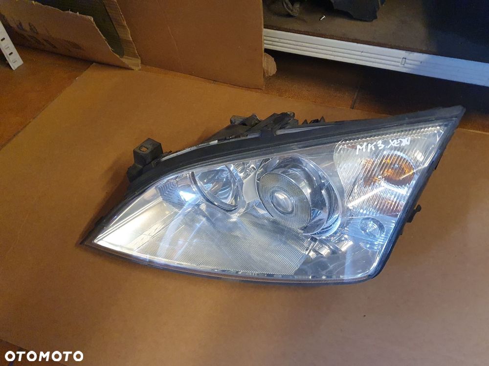 REFLEKTOR L/P FORD FIESTA MK6 VI - 9