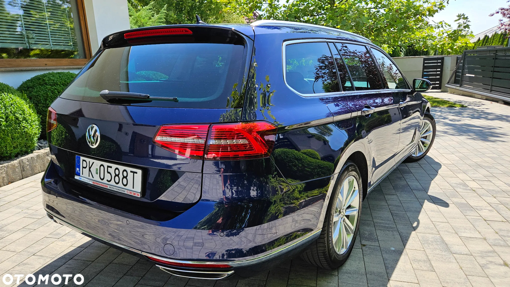 Volkswagen Passat 2.0 TSI 4Mot Highline DSG - 3