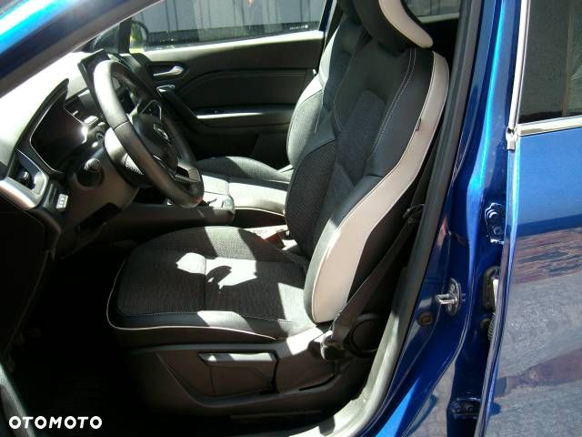 Renault Captur TCe 100 INTENS - 16