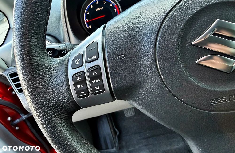 Suzuki SX4 1.6 Explore - 20