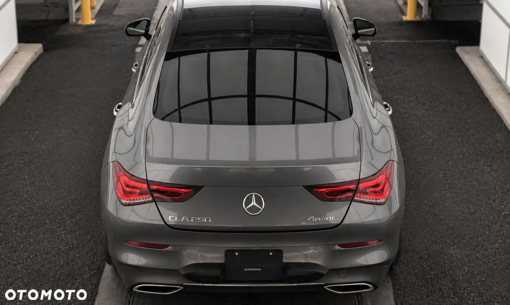 Mercedes-Benz CLA 250 4-Matic 7G-DCT - 4