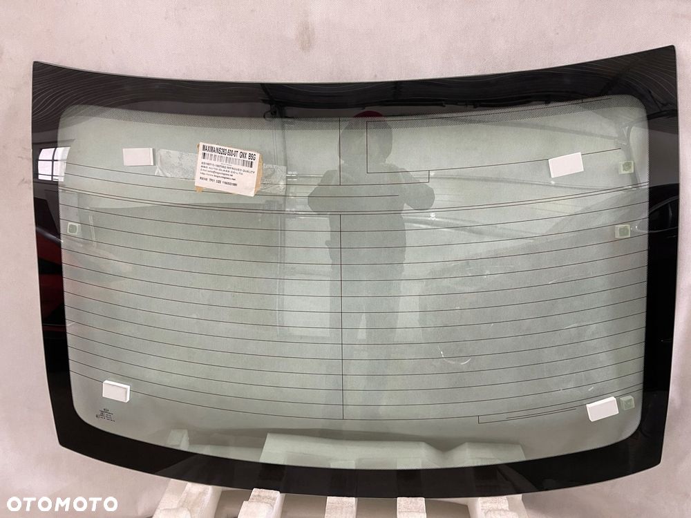 nissan maxima 2010-2014 roku szyba tylna nowa - 1