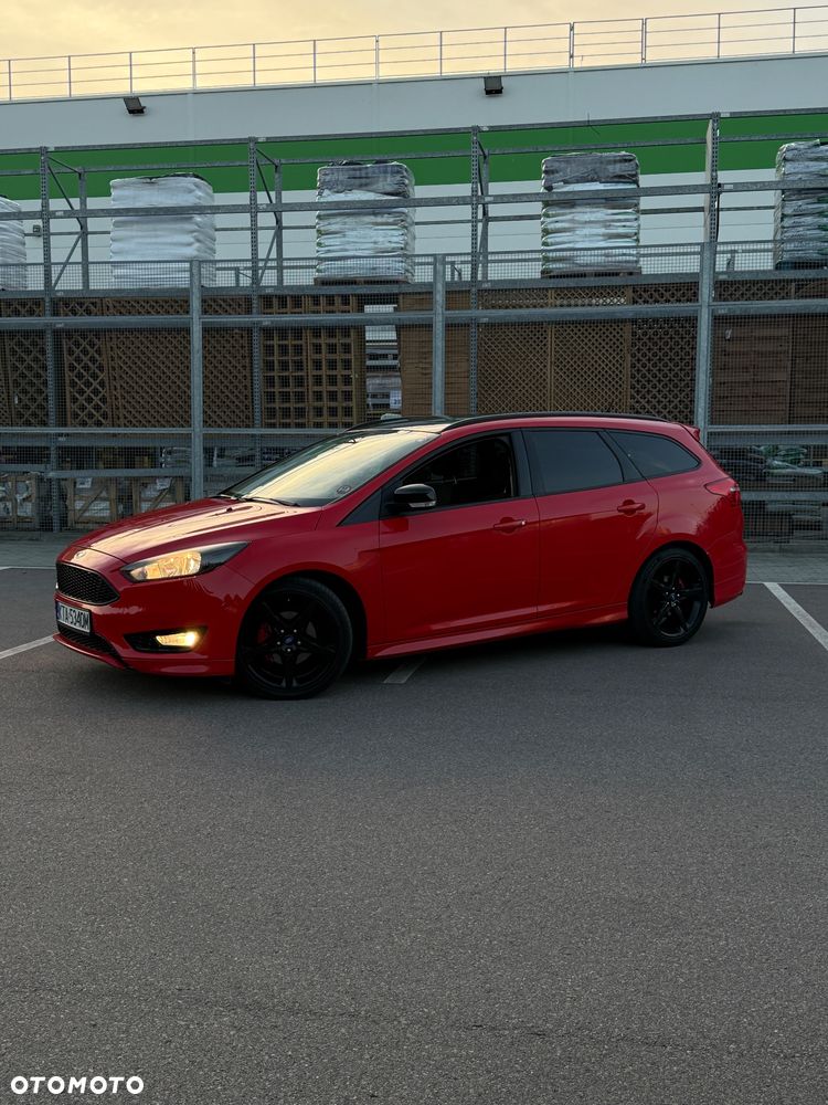 2015 Ford Focus, photograph 11