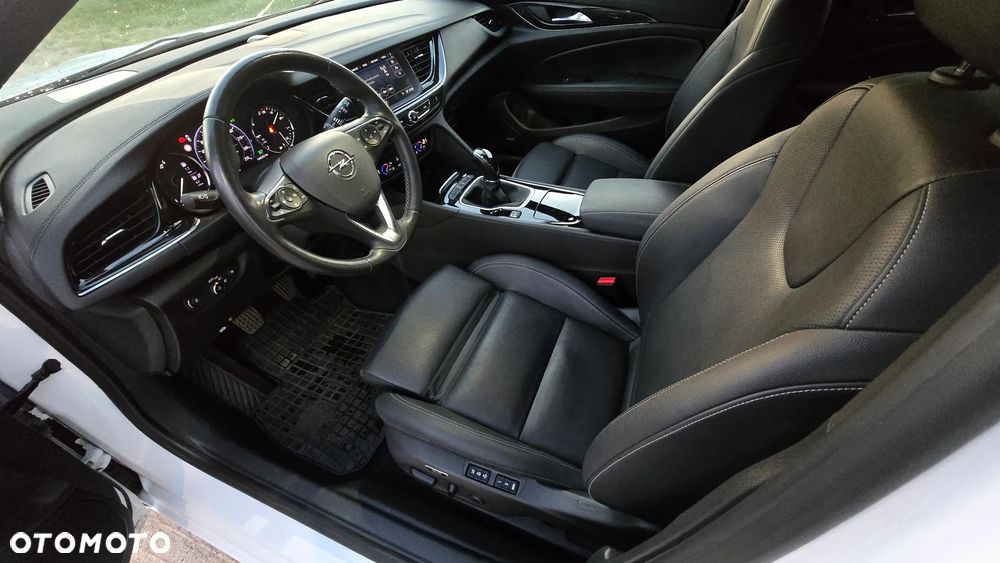 Opel Insignia 2.0 CDTI Business Elegance S&S - 11