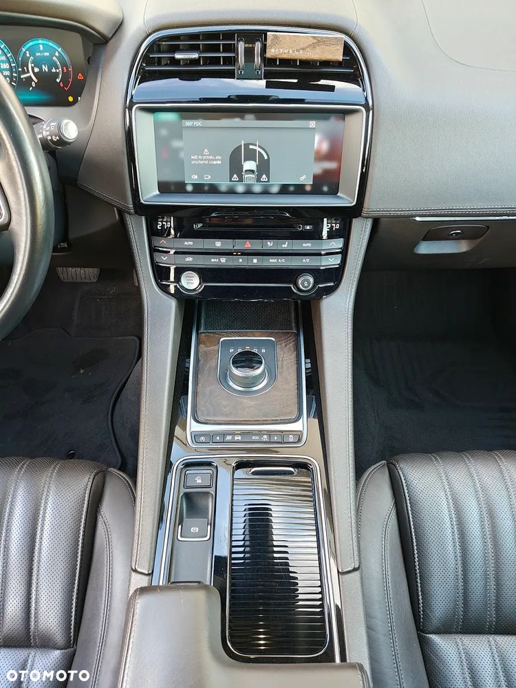 Jaguar F-Pace 3.0 TDV6 AWD S - 18