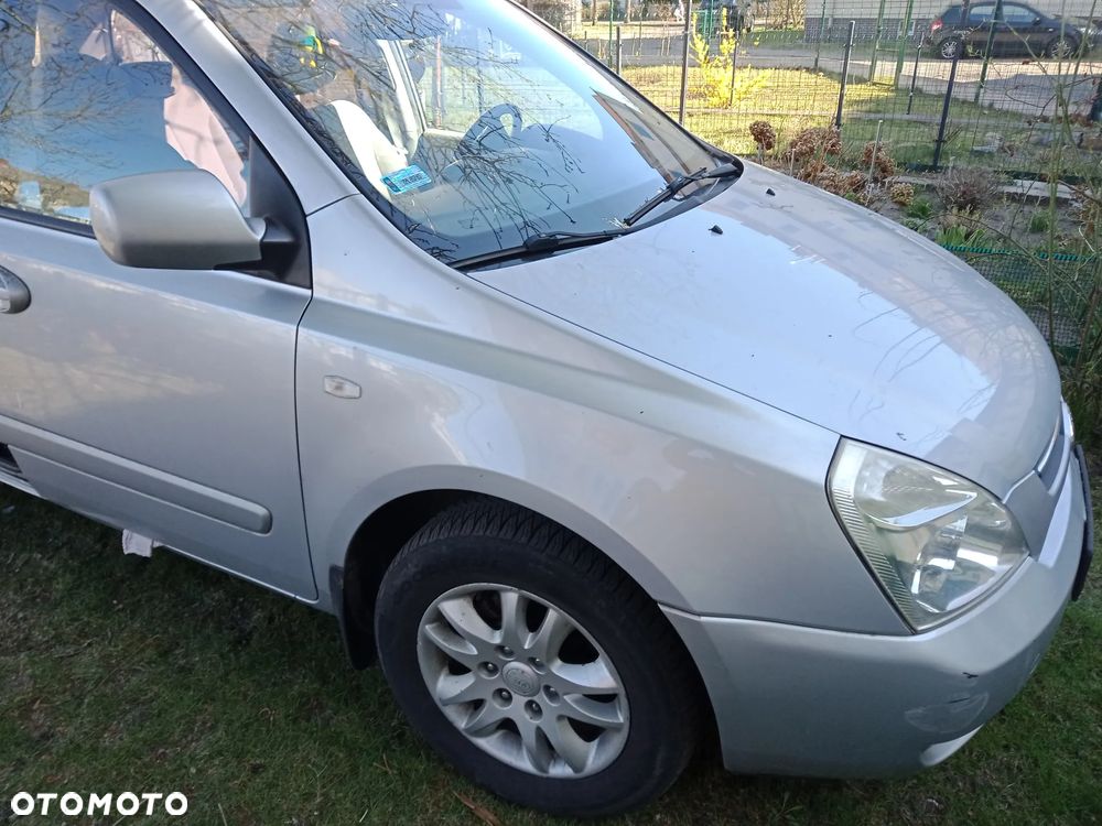 Kia Carnival 2.9 CRDi EX - 8