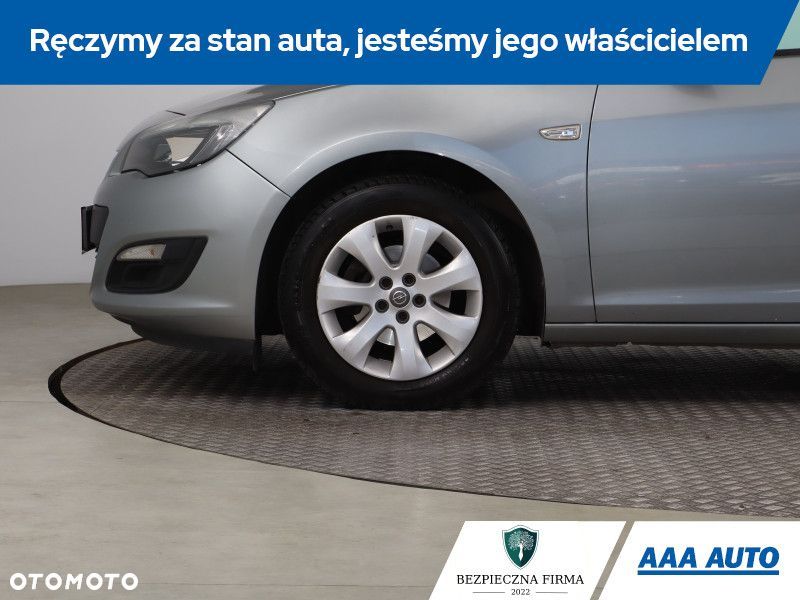 Opel Astra - 16