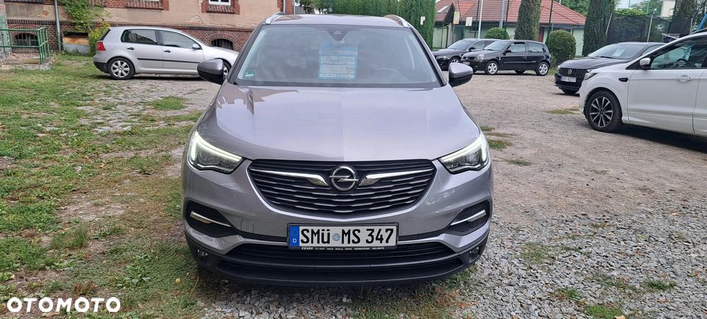 Opel Grandland X 1.2 Start/Stop Business Edition - 2