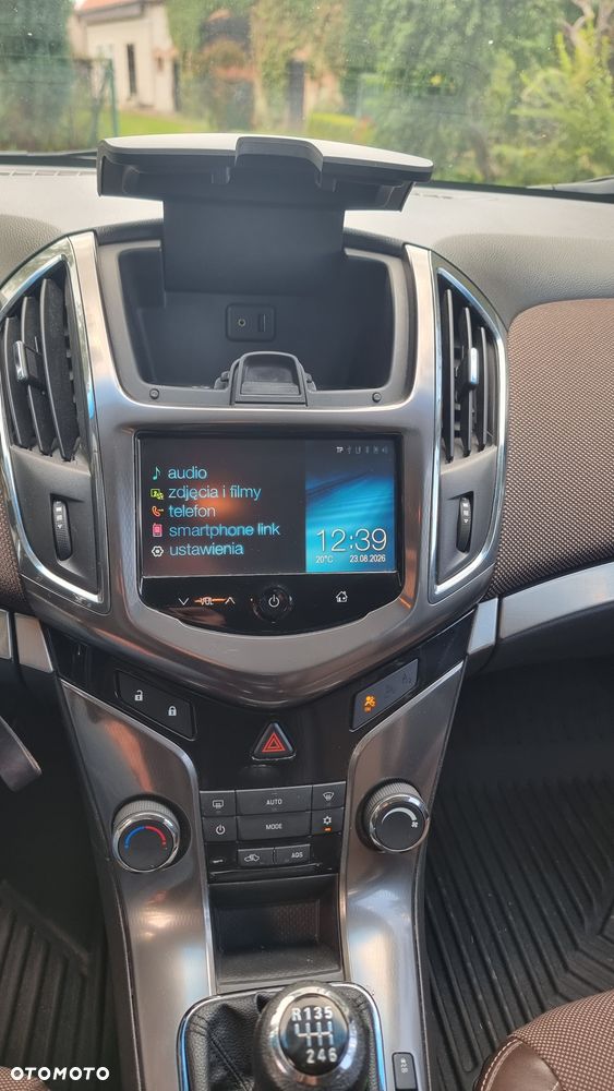 Chevrolet Cruze - 8
