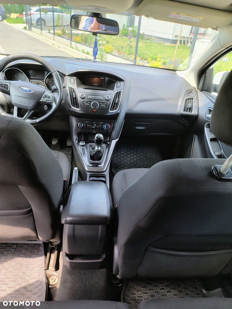 Ford Focus 1.5 TDCi Trend - 6