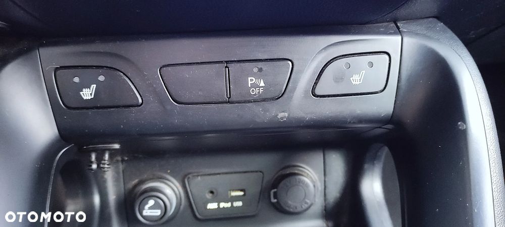 Hyundai ix35 2.0 2WD Comfort - 16