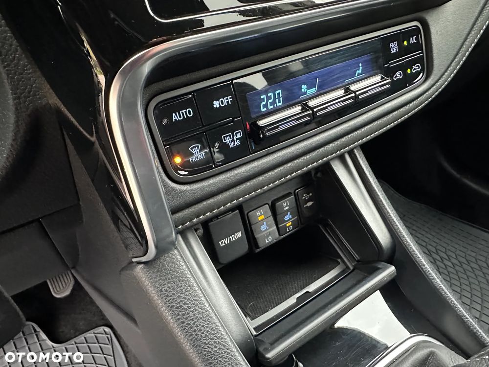 Toyota Auris 1.6 Prestige - 27