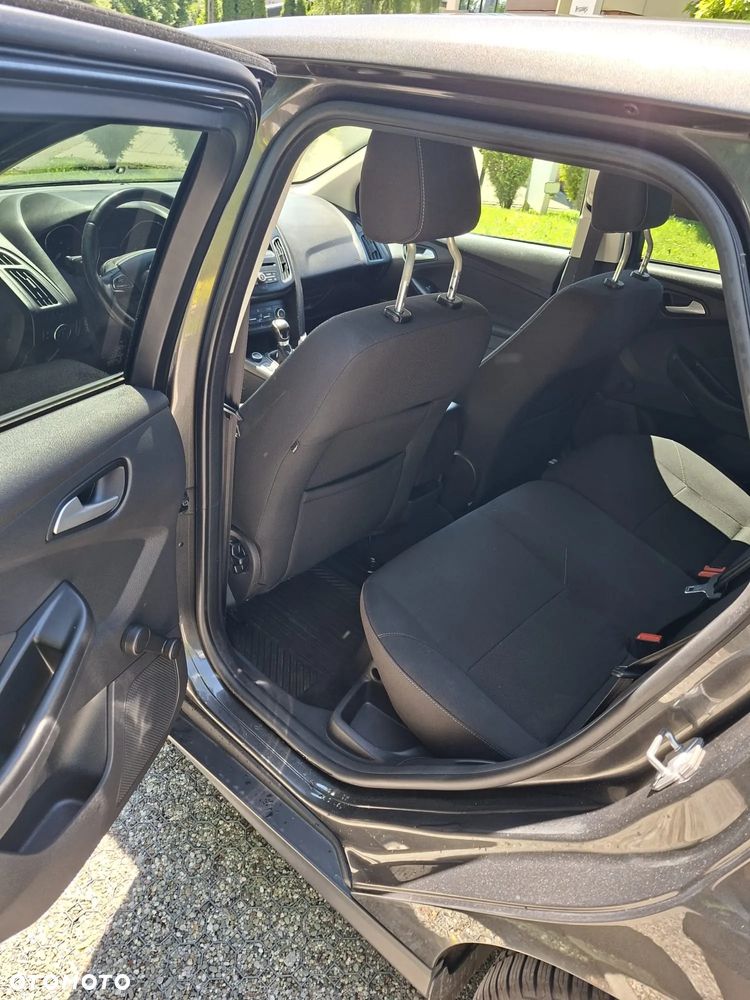 Ford Focus - 18