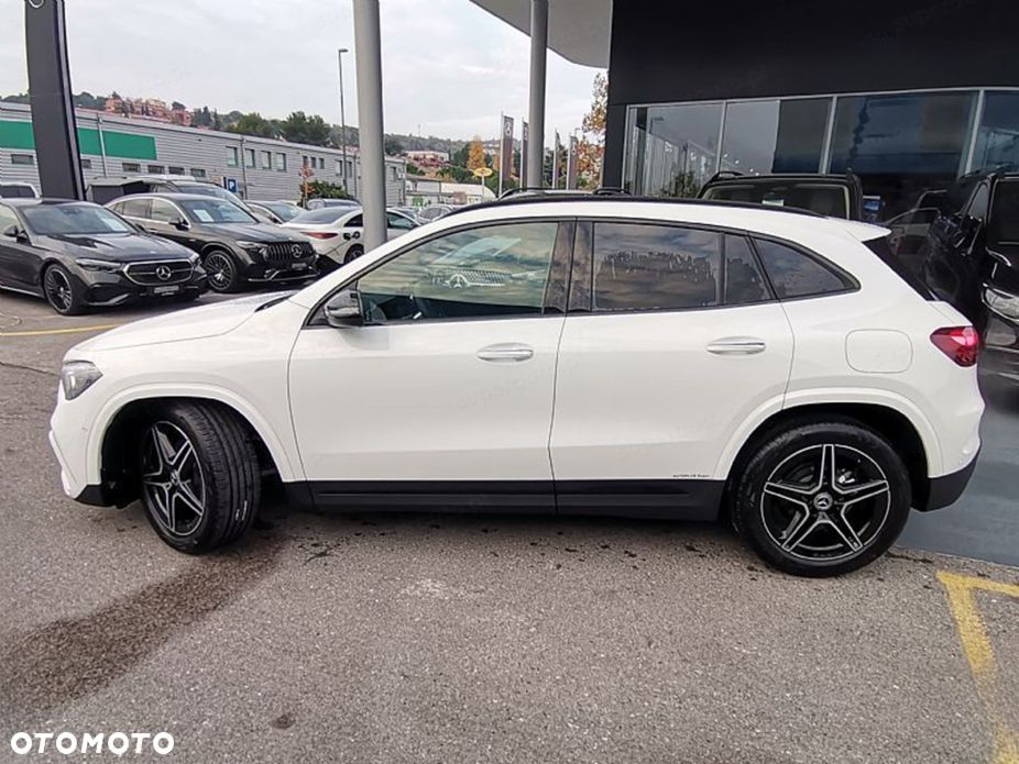 Mercedes-Benz GLA 200 mHEV AMG Line 7G-DCT - 5